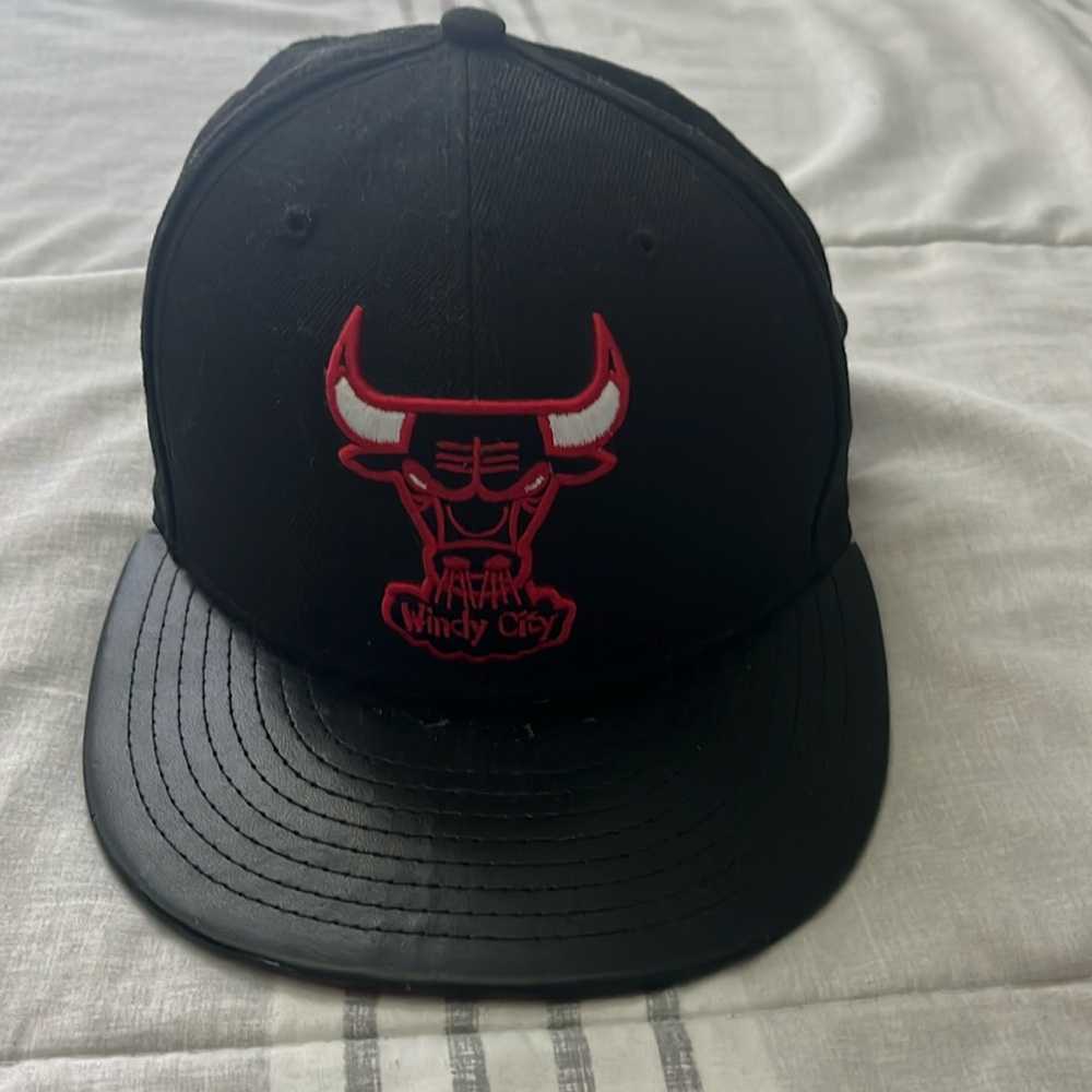 New Era Vintage Chicago Bull Windy City SnapBack Hat